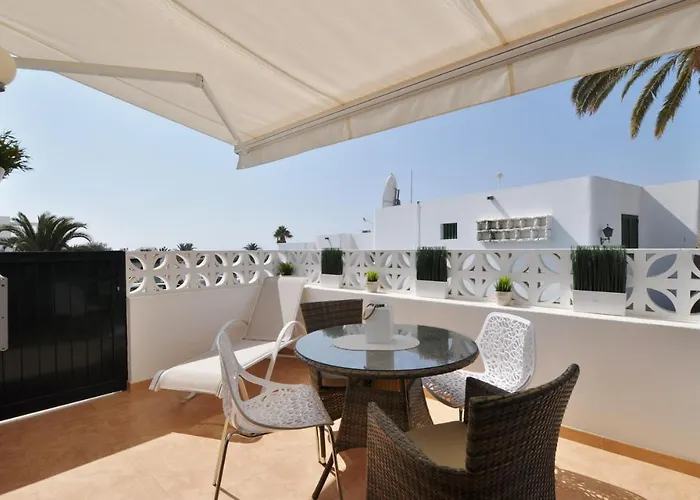 Naila * بويرتو ذيل كارمين