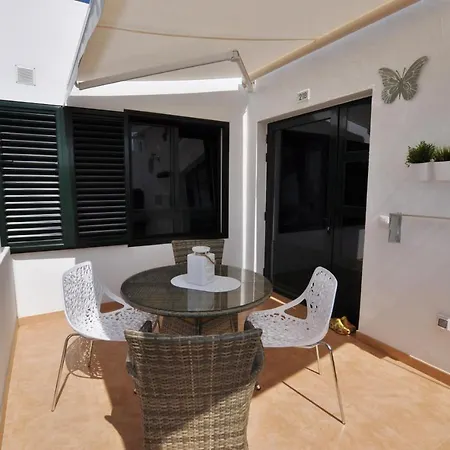 Apartamento Naila *